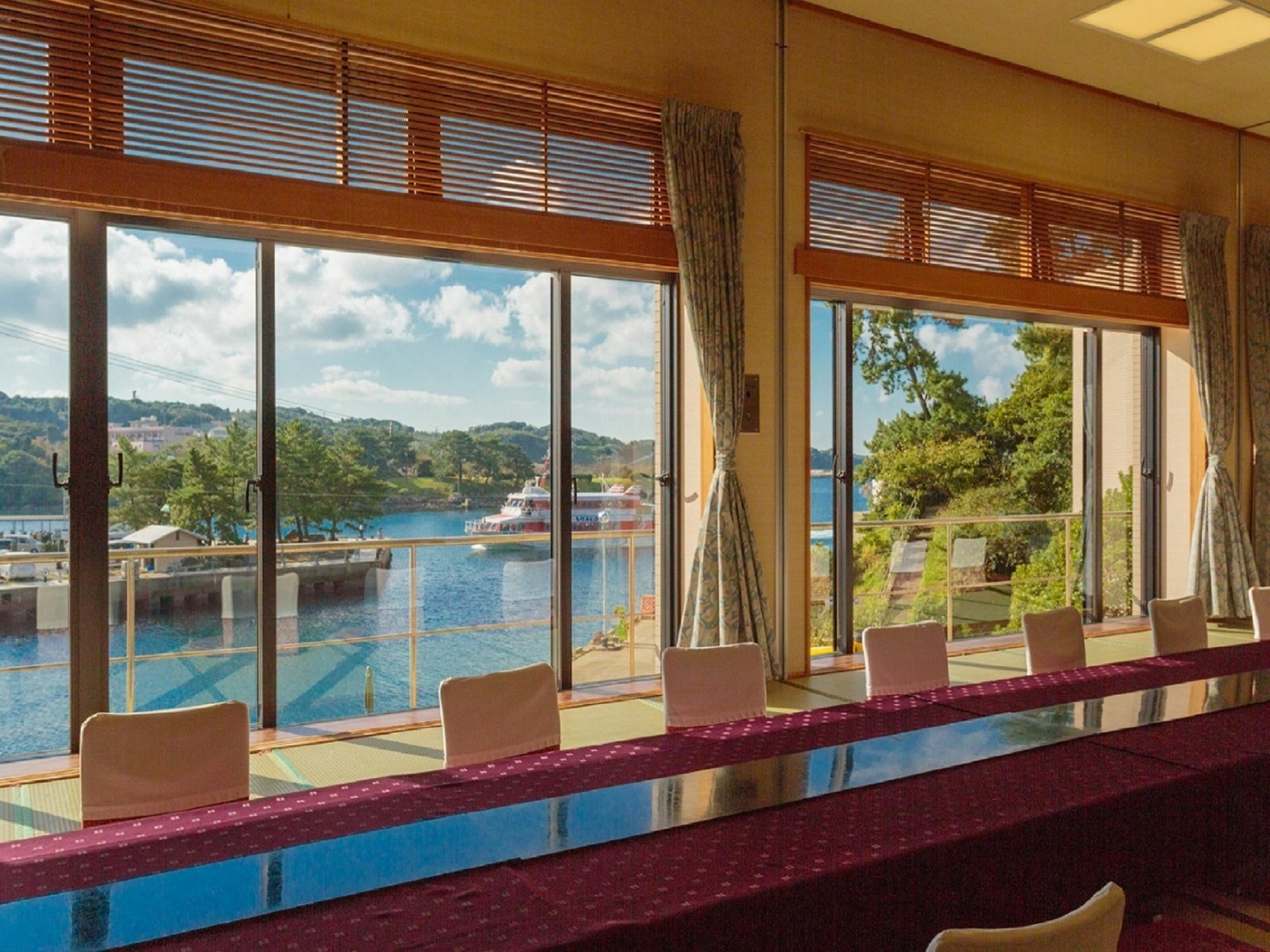 View Hotel Iki Eksteriør billede